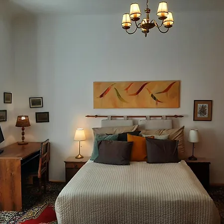 Apartment Boutique With Parking *